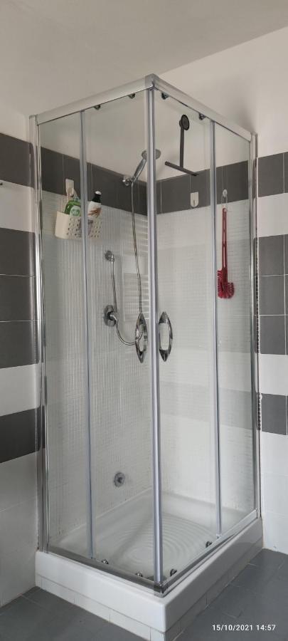 Affitti Brevi- Mediterraneo Crotone Ngoại thất bức ảnh
