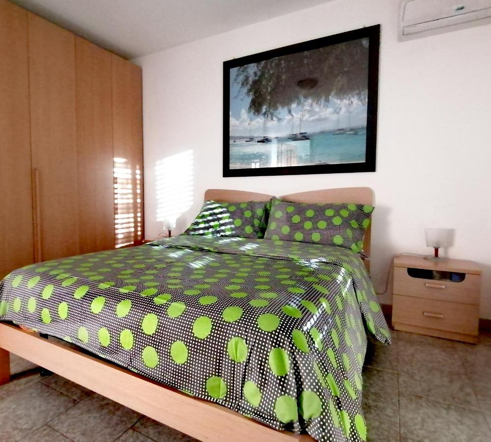 Affitti Brevi- Mediterraneo Crotone Ngoại thất bức ảnh
